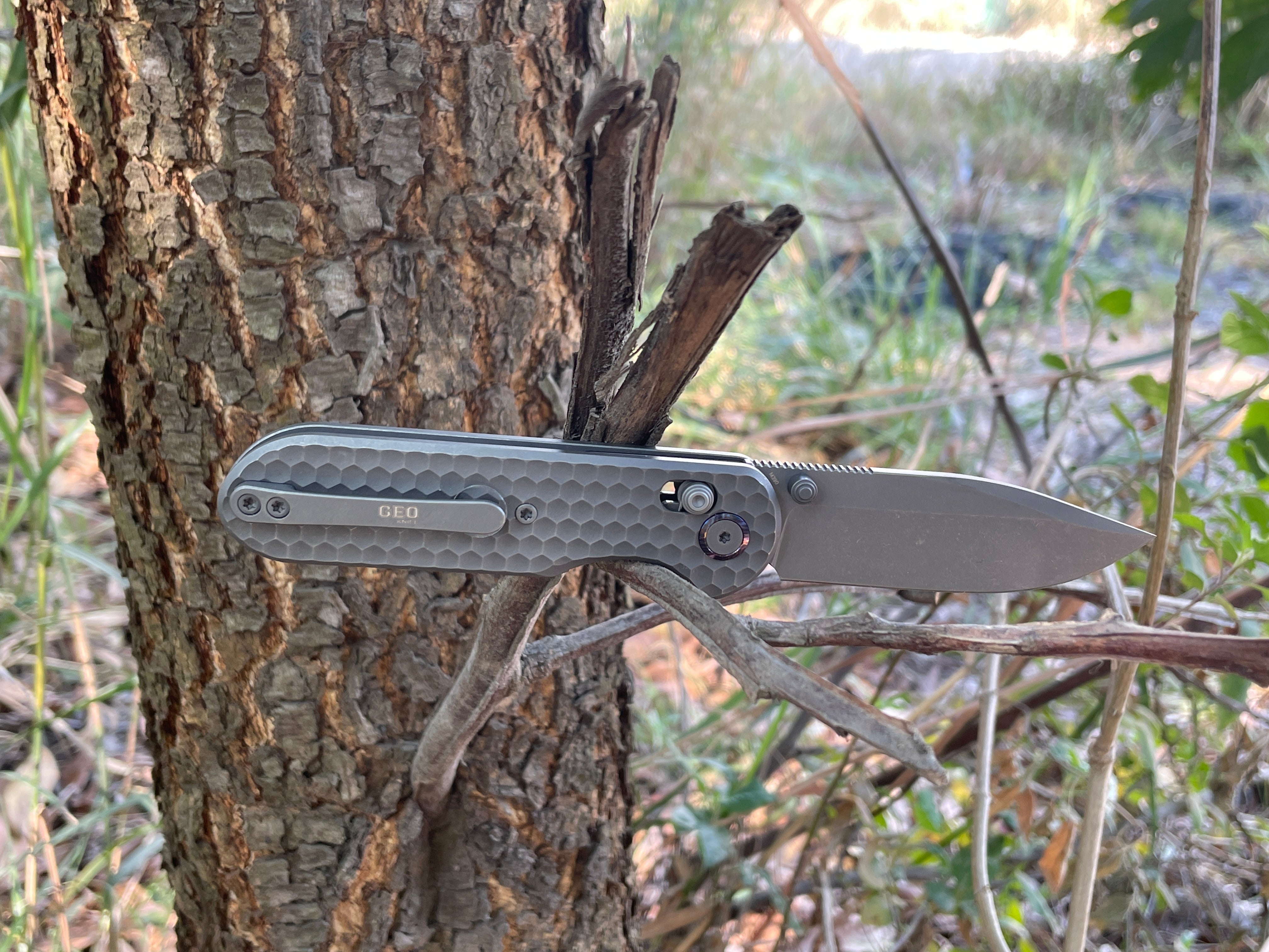 Why the GEO Folding Knife is the Ultimate EDC Companion