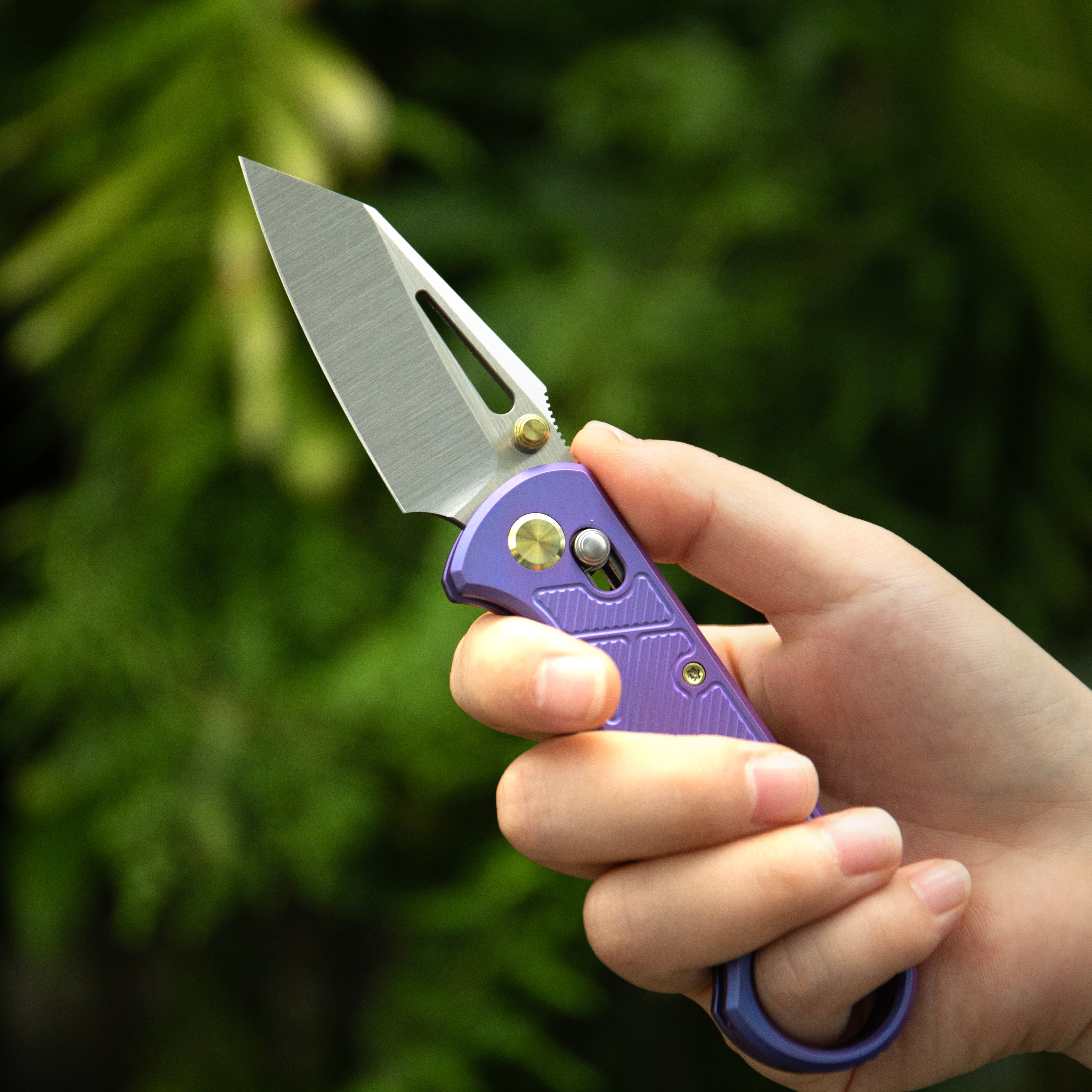 GEO Knife Aska Crossbar lock Folding Knife  Purple 6AL4V Titanium Handle 2.8" Hand-Rubbed Satin Stonewash Bohler M390 Blade GEO2511D